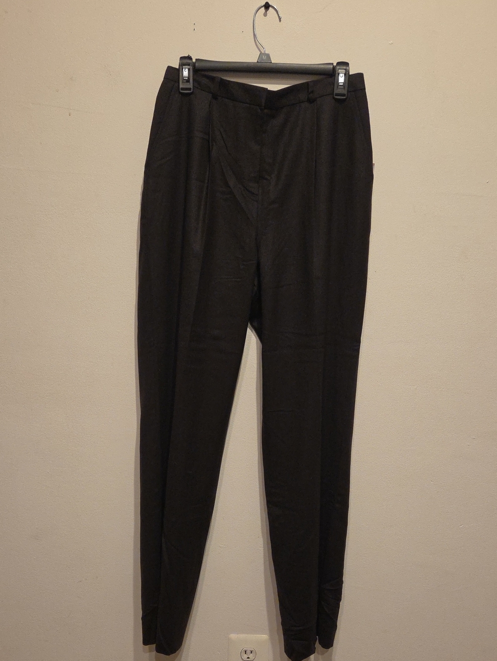 Jones New York Classic Black Pleated Dress Pants